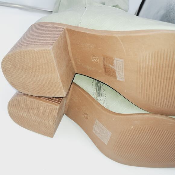 Journee Collection Tru Comfort Cowgirl Boots Croco Pistachio Green 12 - Picture 9 of 10